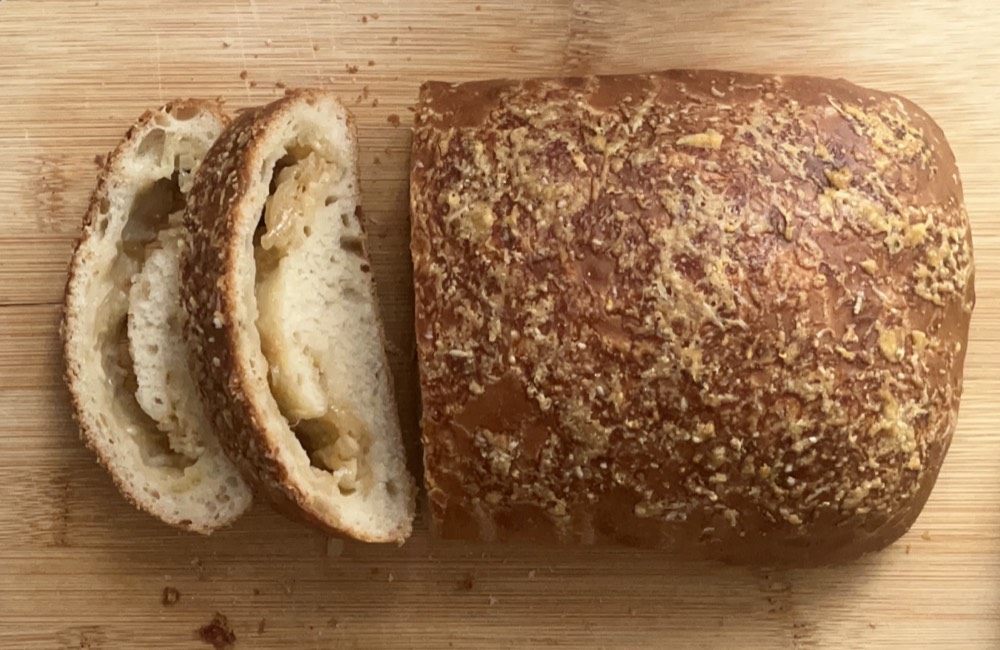 Kaas-uienbrood